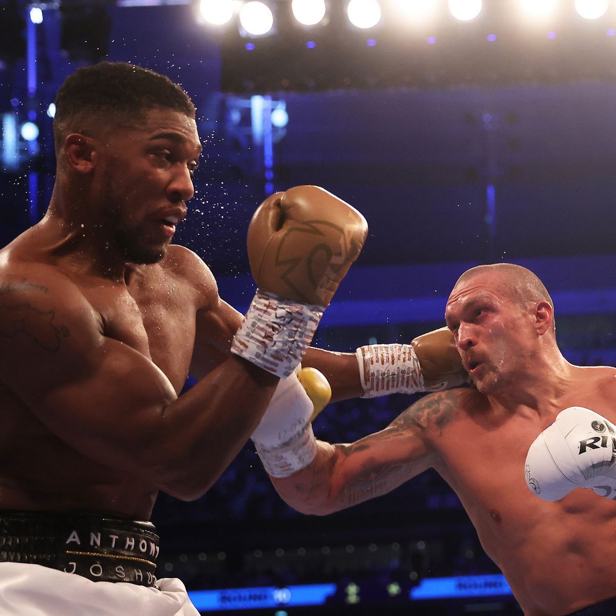 Joshua vs Usyk III? Heavyweight King Drops Major Hint After Dubois Rout!”