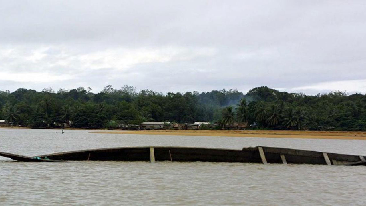 Chaos in Delta Waters! Navy Boat Accident Claims 6 Lives, 3 Unaccounted For